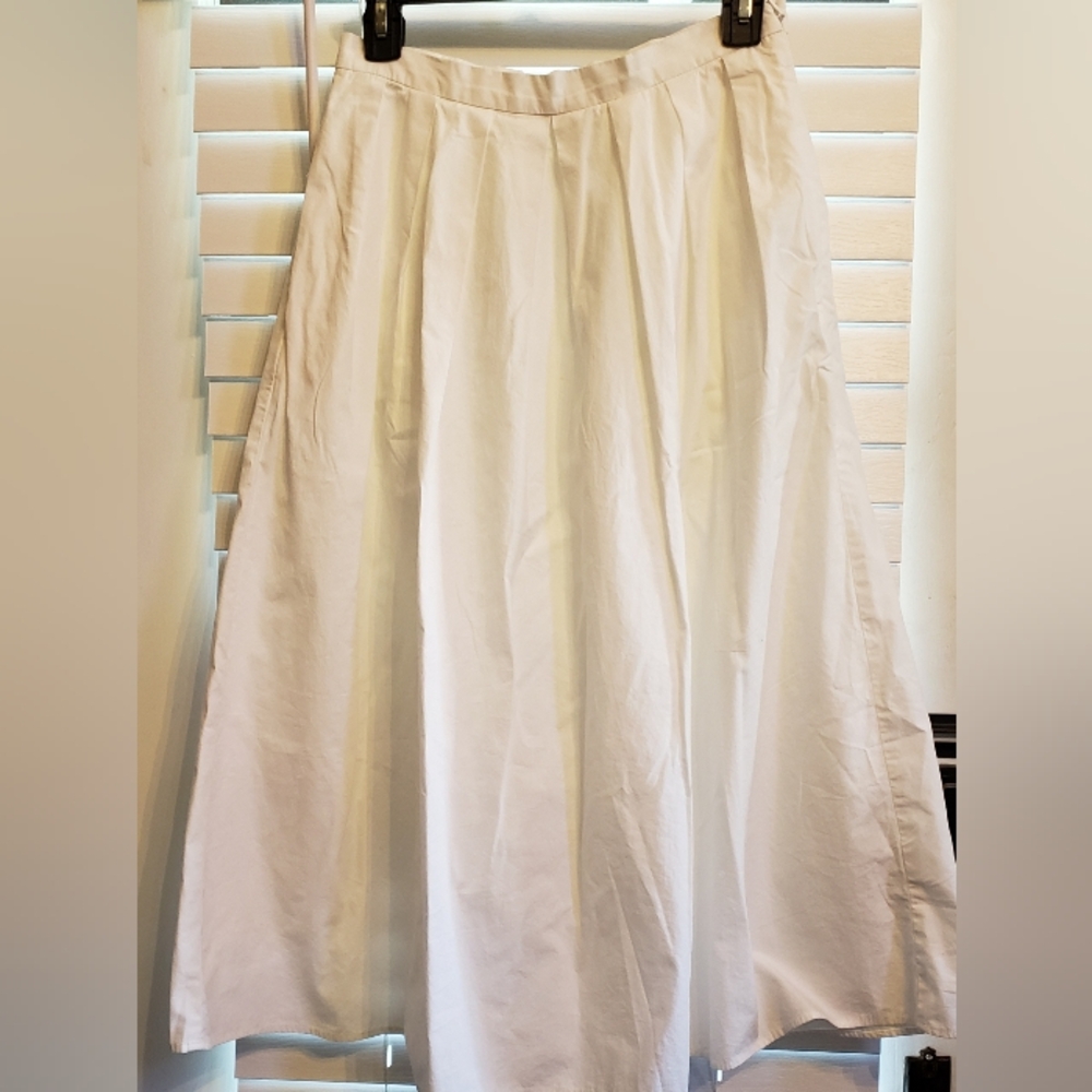 Banana Republic Elegant White Maxi Skirt